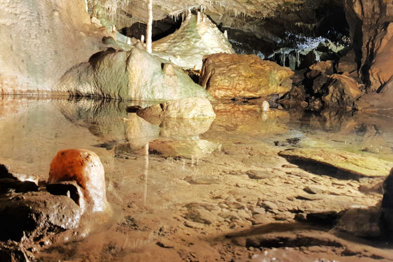 Wandelen in Wallonië Grotten van Hotton