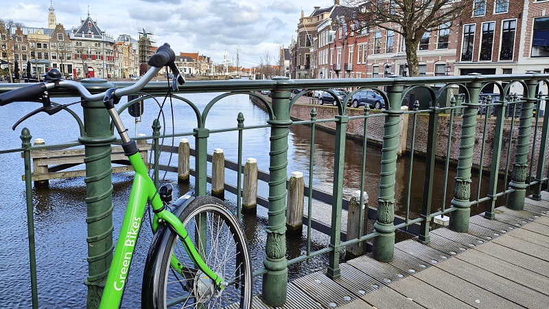 CityTrip haarlem Fiets Huren Green Bikes Moonback