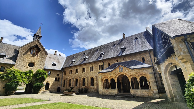Buitengewone plekjes in België Abdij Notre-Dame d'Orval