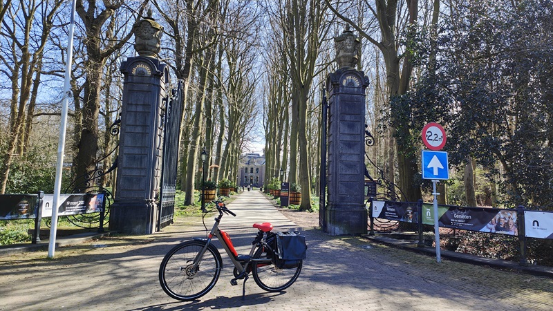 Trekvaartroute Leiden kasteel Poelgeest huurfiets