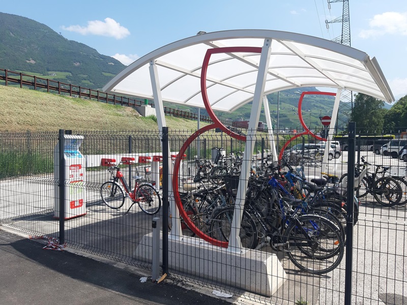 Fietsen in Bolzano Zuid Tirol Italië fietsverhuur