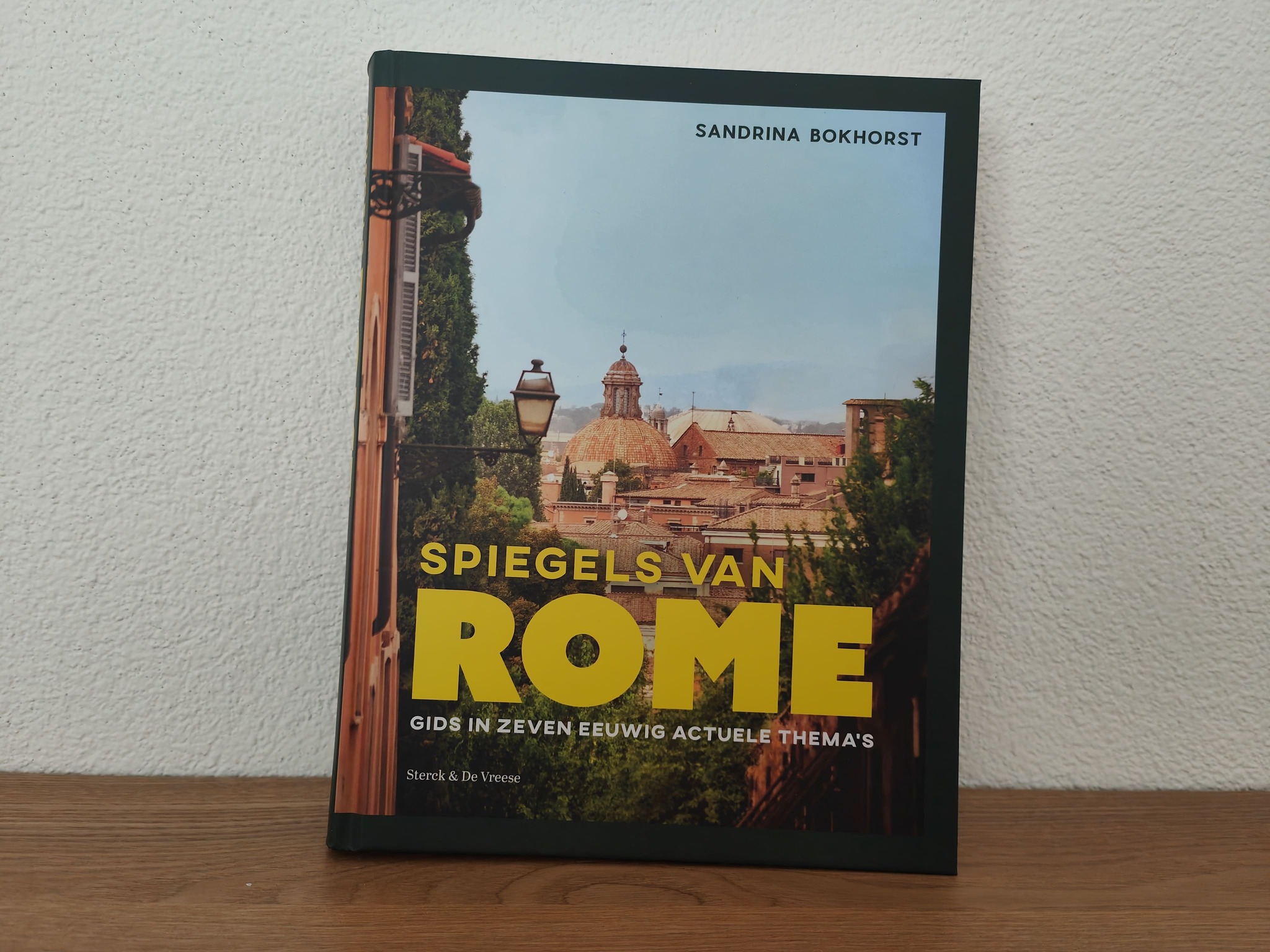 Boek Italië Spiegels van Rome Sandrina Bokhorst