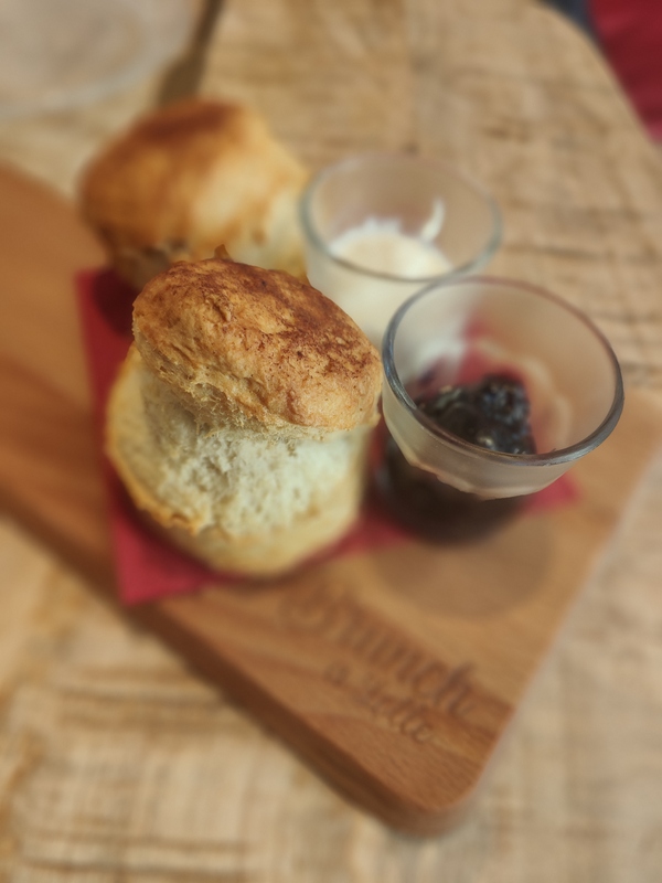 Brunch a Lotte scones